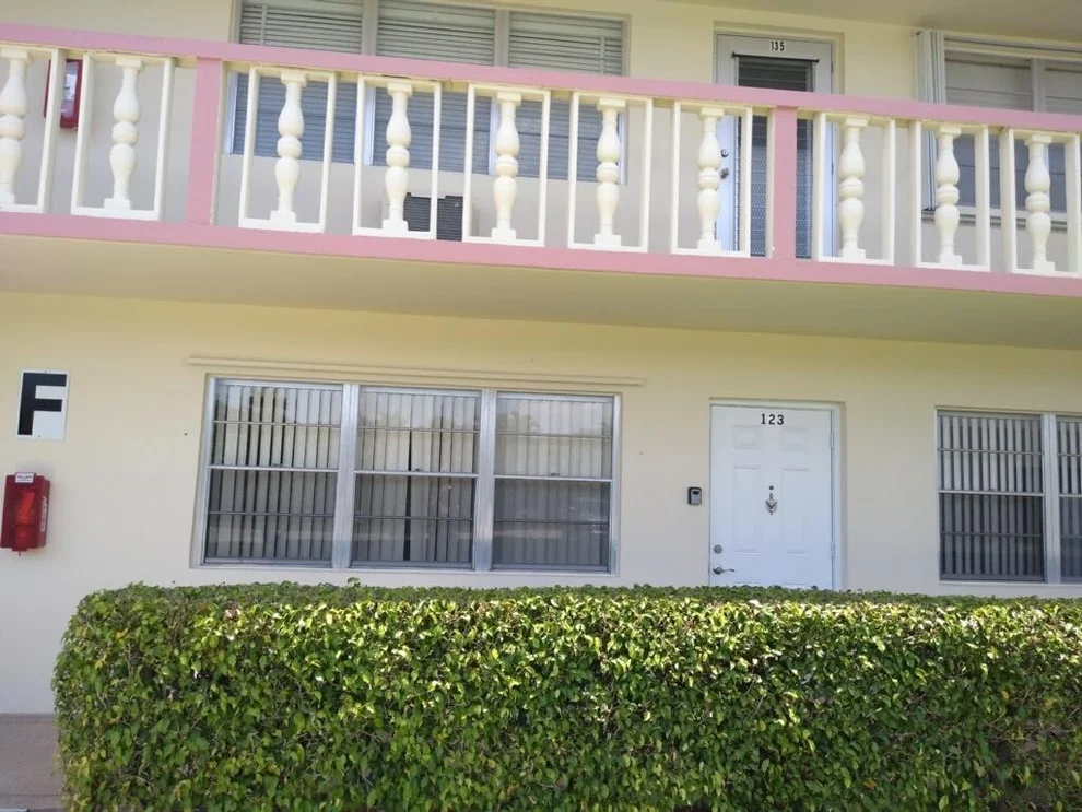 Unit for sale at 123 Easthampton F, West Palm Beach, FL 33417