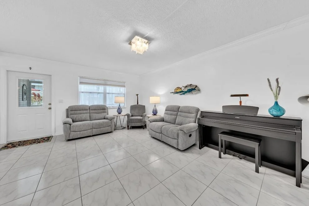 Unit for sale at 580 Egret Drive, Hallandale Beach, FL 33009