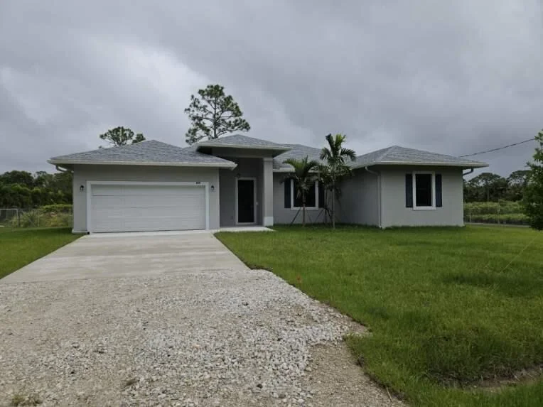 Unit for sale at 6490 Park Ln W, Lake Worth, FL 33449