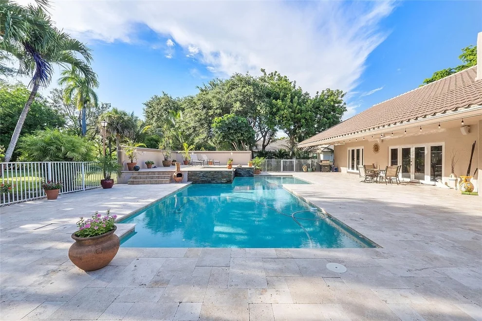 Unit for sale at 5088 NW 81st Avenue, Coral Springs, FL 33067