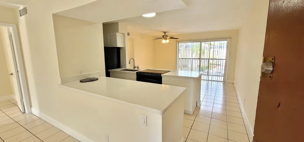 Unit for sale at 4401 Treehouse Lane, Fort Lauderdale, FL 33319