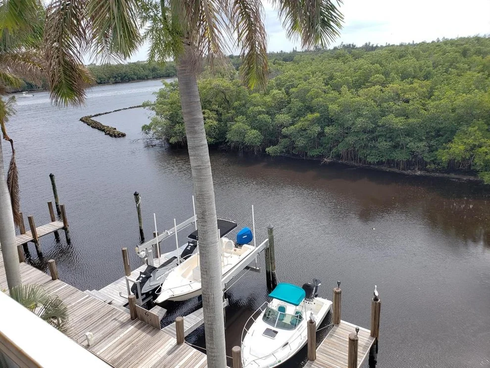 Unit for sale at 689 NE 6th Court, Boynton Beach, FL 33435