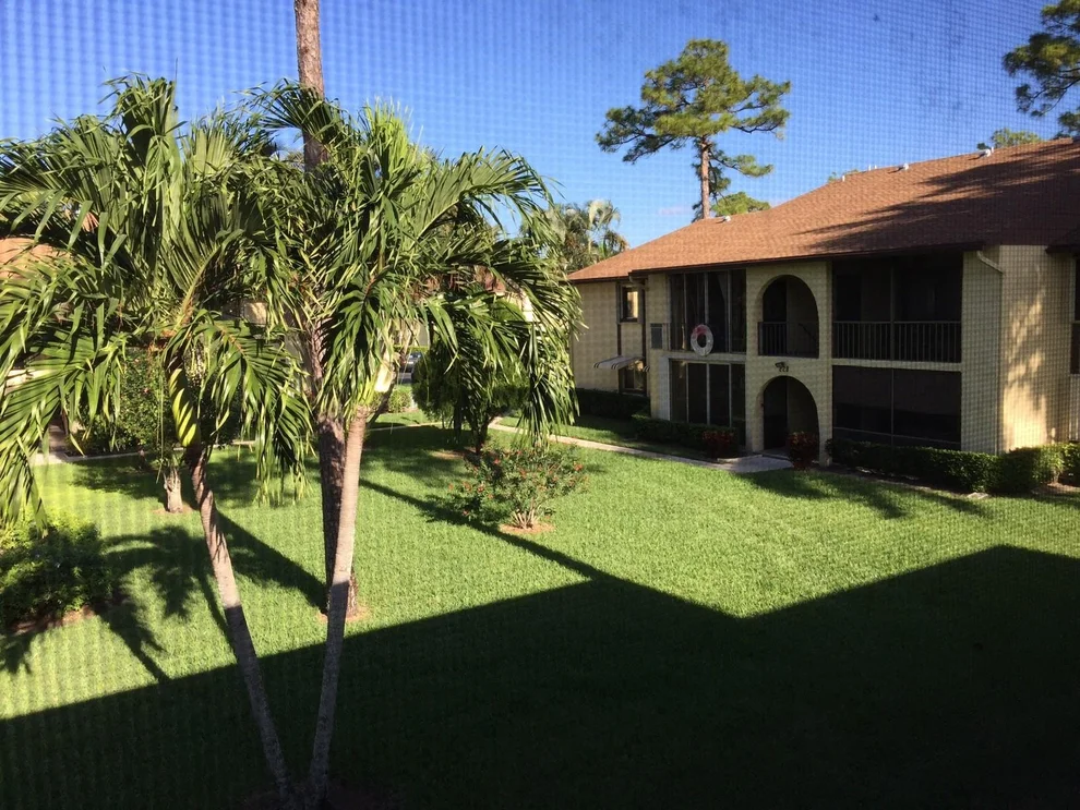 Unit for sale at 231 Pine Hov Circle, Greenacres, FL 33463