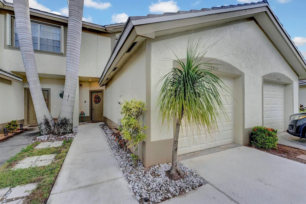 Unit for sale at 7914 Sienna Springs Drive, Lake Worth, FL 33463