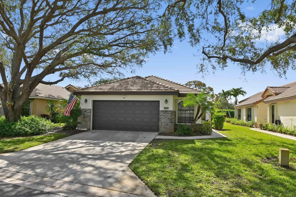 Unit for sale at 4500 Sherwood Forest Drive, Delray Beach, FL 33445
