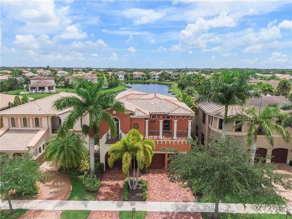 Unit for sale at 8162 Canopy Terrace, Parkland, FL 33076