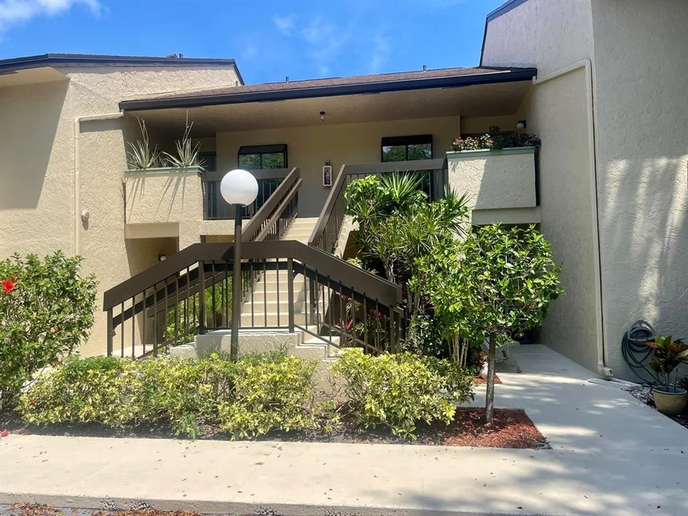 Unit for sale at 5021 Oak Hill Lane, Delray Beach, FL 33484