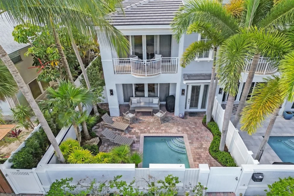 Unit for sale at 3909 NE 21st Avenue, Fort Lauderdale, FL 33308