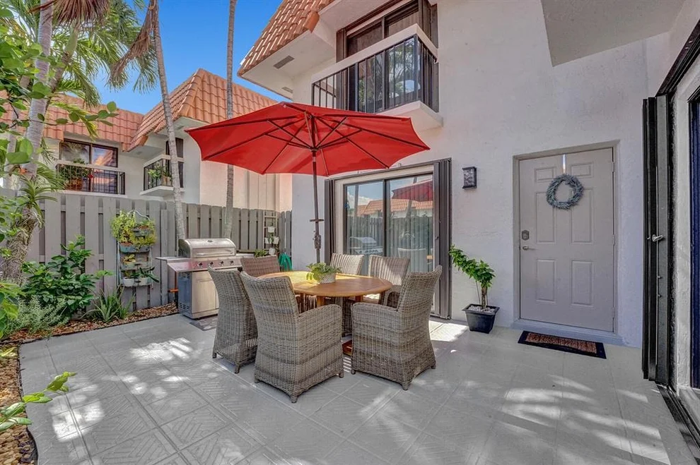 Unit for sale at 1251 S Federal Highway, Boca Raton, FL 33432