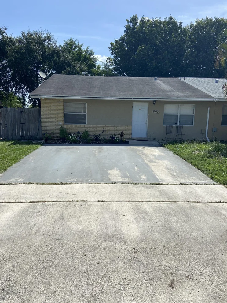 Unit for sale at 4900 Pimlico Court, West Palm Beach, FL 33415