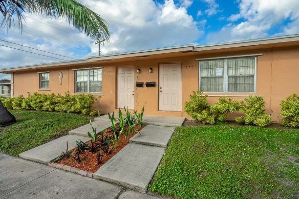 Unit for sale at 4401 S Lake Avenue, West Palm Beach, FL 33405