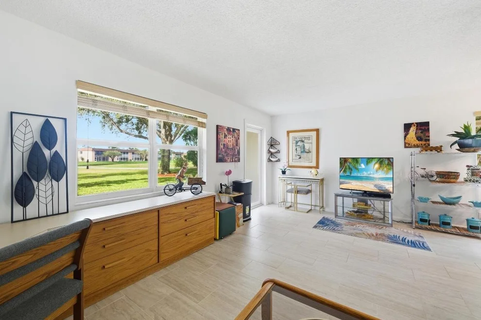 Unit for sale at 433 Flanders J, Delray Beach, FL 33484
