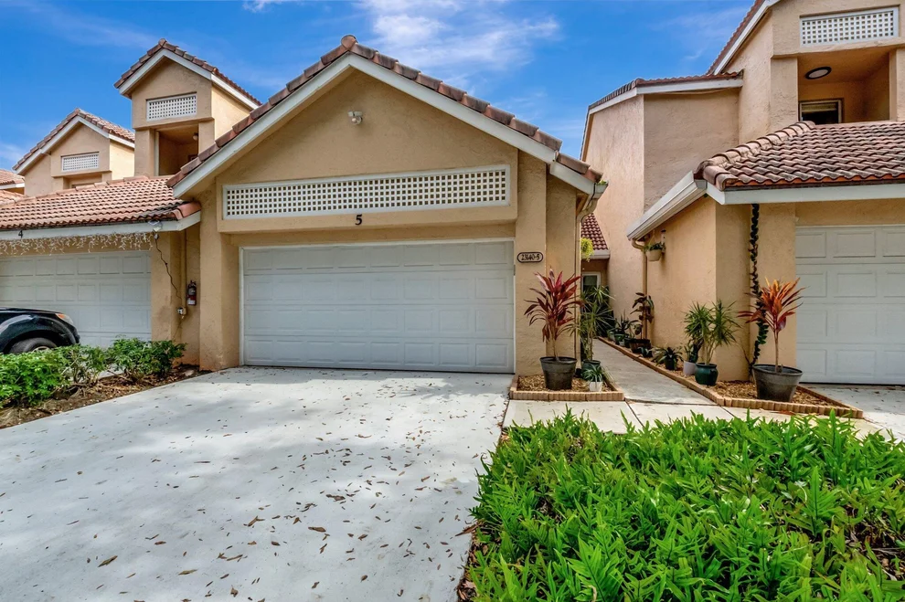 Unit for sale at 23140 Island View, Boca Raton, FL 33433