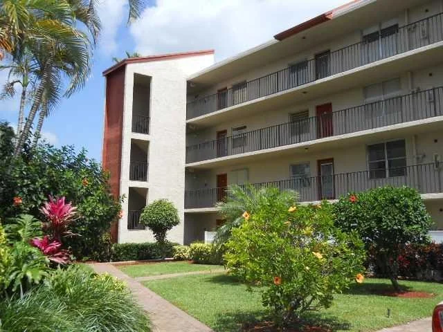 Unit for sale at 6650 S Oriole Boulevard, Delray Beach, FL 33446