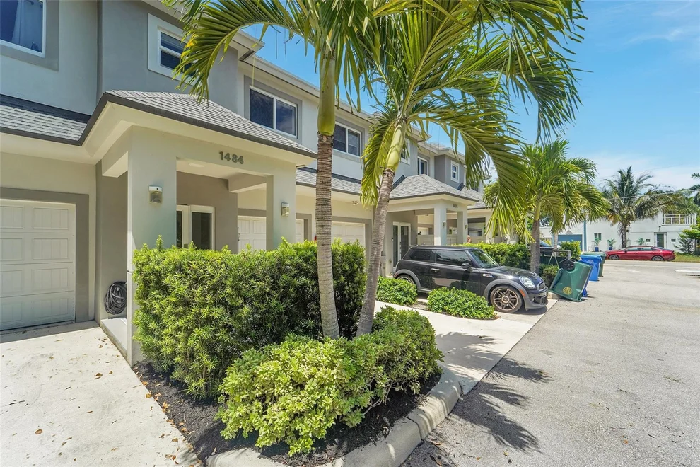 Unit for sale at 1484 NE 34th Street, Oakland Park, FL 33334