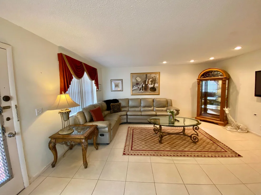 Unit for sale at 811 Normandy Q, Delray Beach, FL 33484