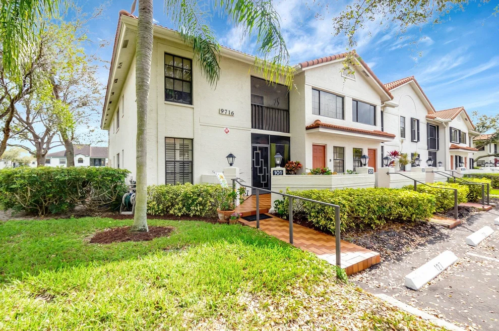 Unit for sale at 9716 Sills Drive E, Boynton Beach, FL 33437