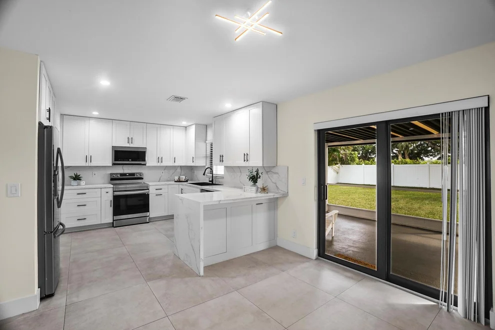 Unit for sale at 9490 Richmond Circle, Boca Raton, FL 33434