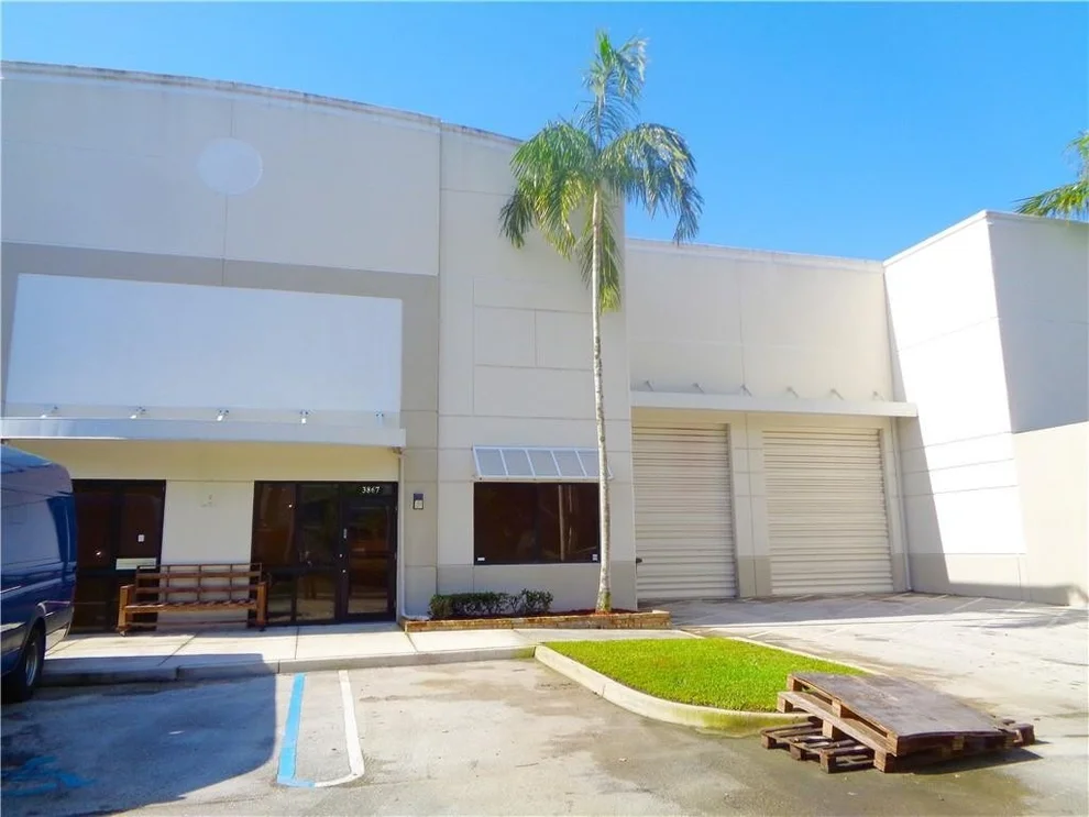 Unit for sale at 3867 NW 124th Avenue, Coral Springs, FL 33065