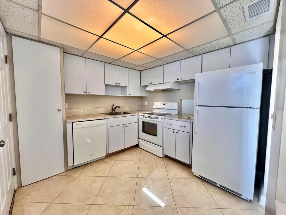 Unit for sale at 4500 N Flagler Drive, West Palm Beach, FL 33407