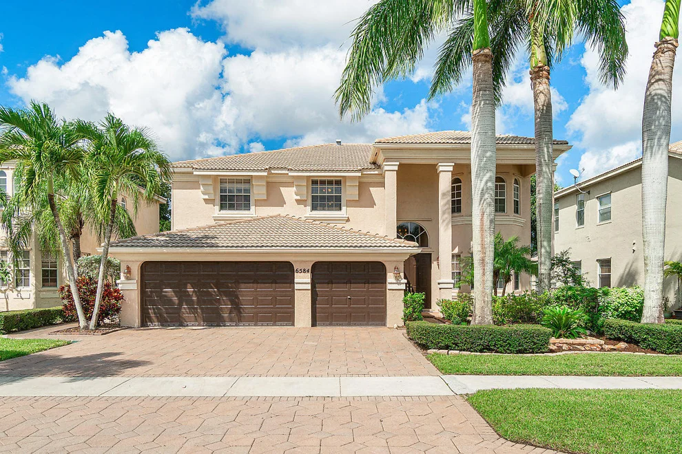 Unit for sale at 6584 Marbletree Lane, Lake Worth, FL 33467