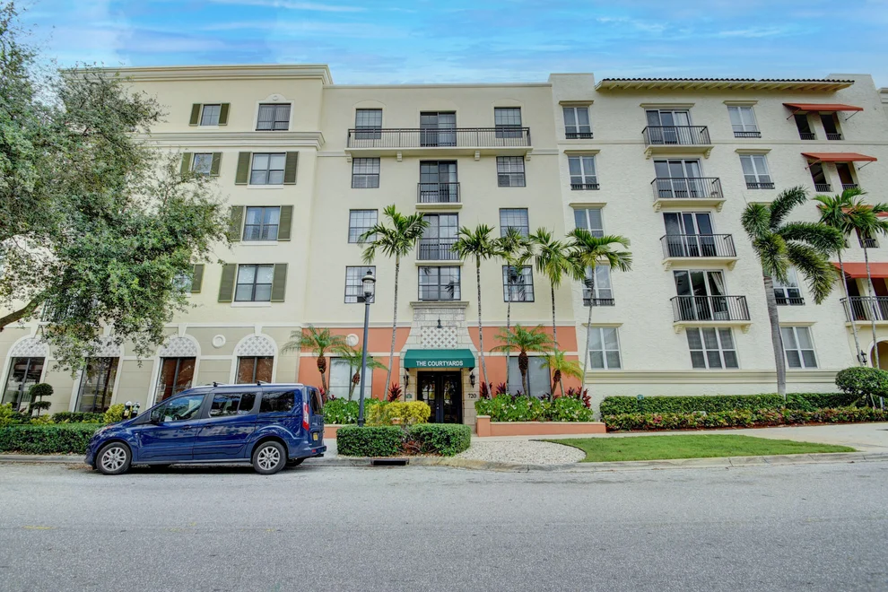 Unit for sale at 720 S Sapodilla Avenue, West Palm Beach, FL 33401