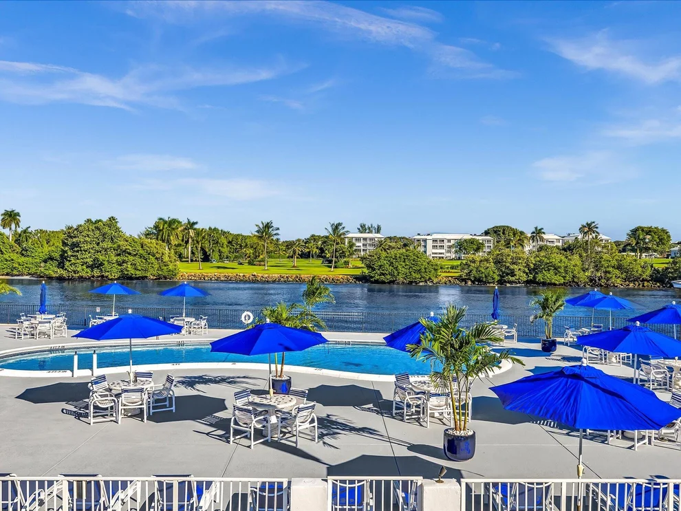 Unit for sale at 2542 S Federal Highway, Boynton Beach, FL 33435