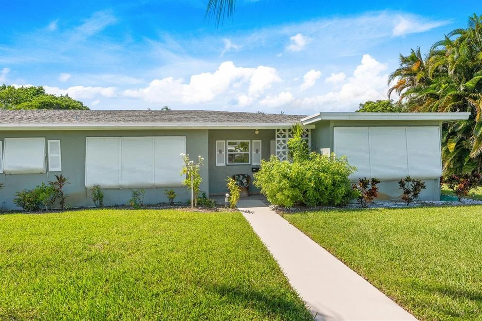 Unit for sale at 917 S Drive Terrace, Delray Beach, FL 33445