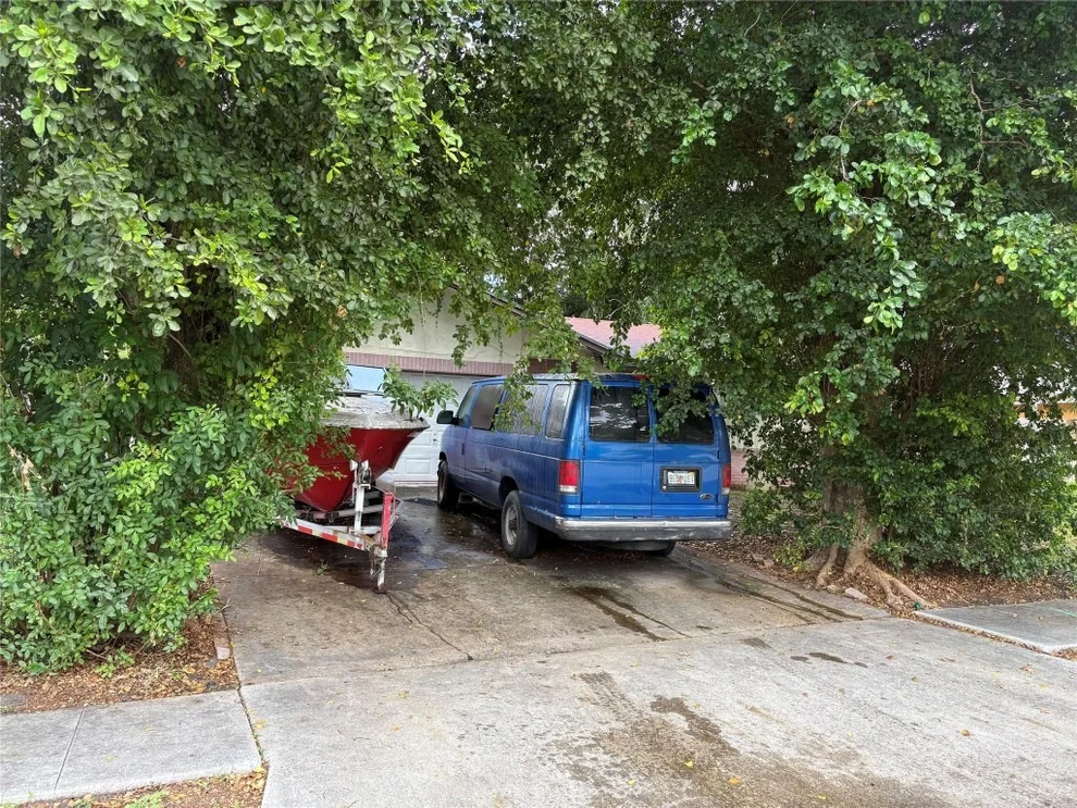Unit for sale at 2109 Pinehurst Drive, West Palm Beach, FL 33407