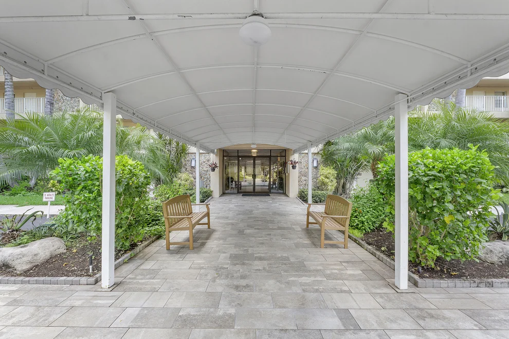 Unit for sale at 804 Cypress Grove Lane, Pompano Beach, FL 33069
