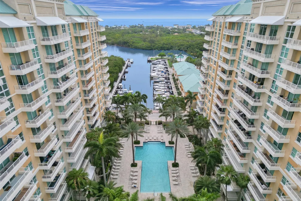 Unit for sale at 700 E Boynton Beach Boulevard, Boynton Beach, FL 33435