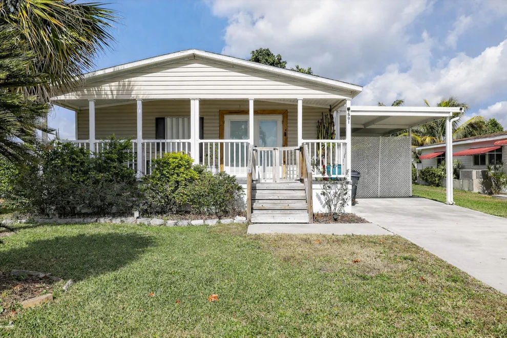 Unit for sale at 1591 SW 64th Way, Boca Raton, FL 33428