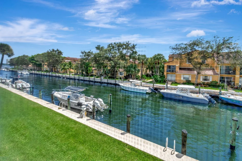 Unit for sale at 120 Lehane Terrace, North Palm Beach, FL 33408