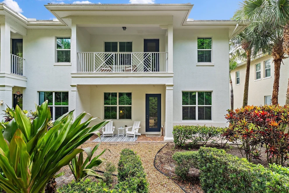 Unit for sale at 4033 Kingston Lane, Palm Beach Gardens, FL 33418