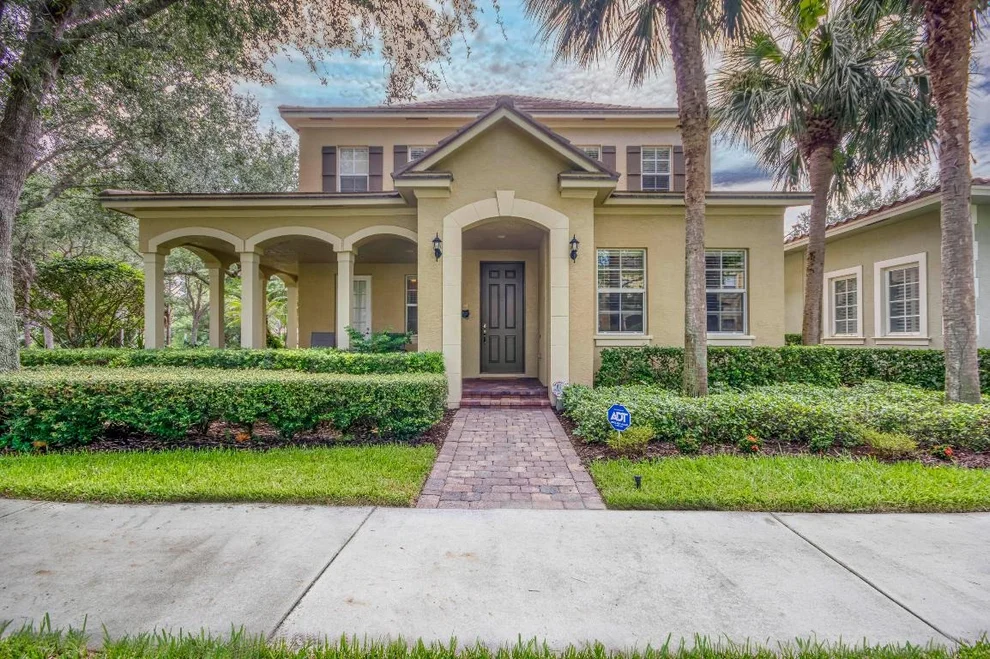 Unit for sale at 118 Foxford Court, Jupiter, FL 33458