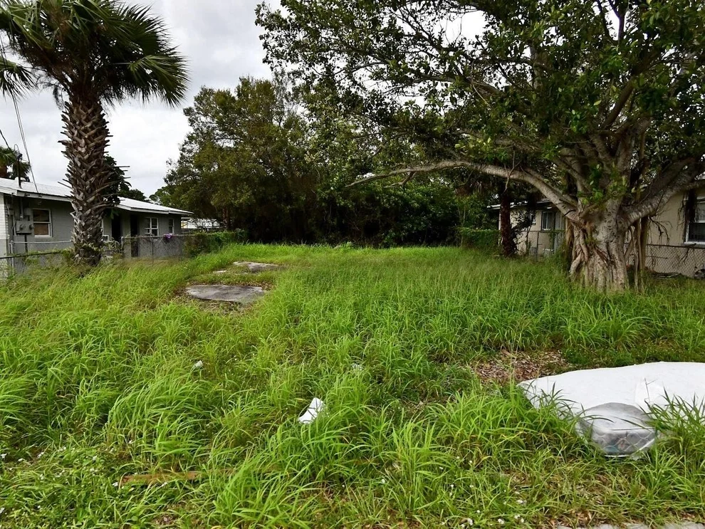 Unit for sale at 1906 Avenue K, Fort Pierce, FL 34950