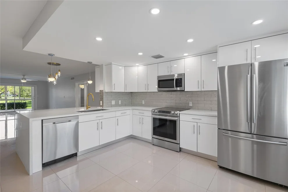 Unit for sale at 4301 Martinique Circle, Coconut Creek, FL 33066