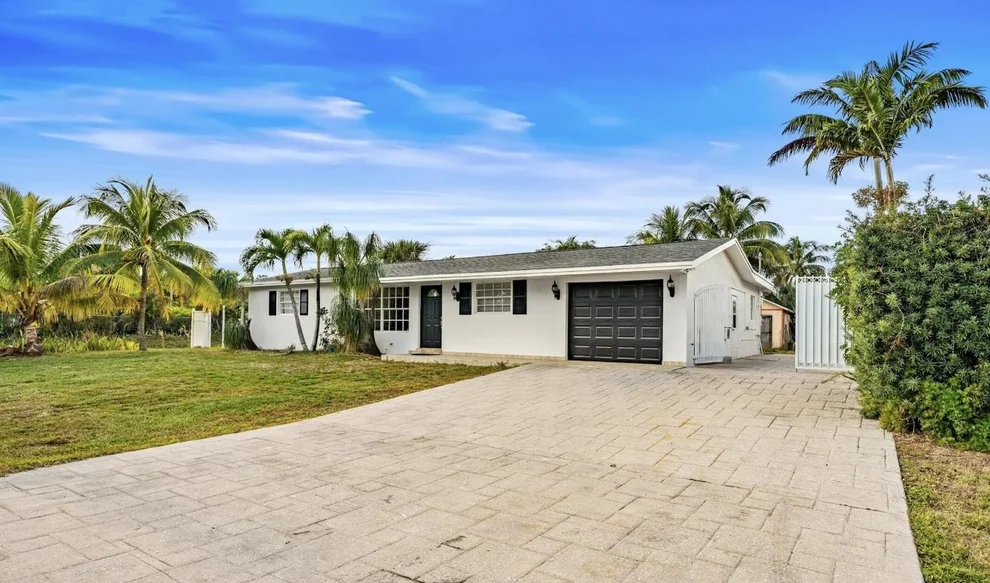 Unit for sale at 475 Forest Estate Drive, West Palm Beach, FL 33415