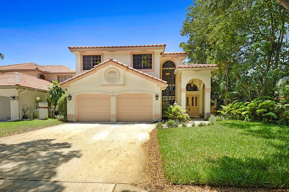 Unit for sale at 677 NW 38th Avenue, Deerfield Beach, FL 33442
