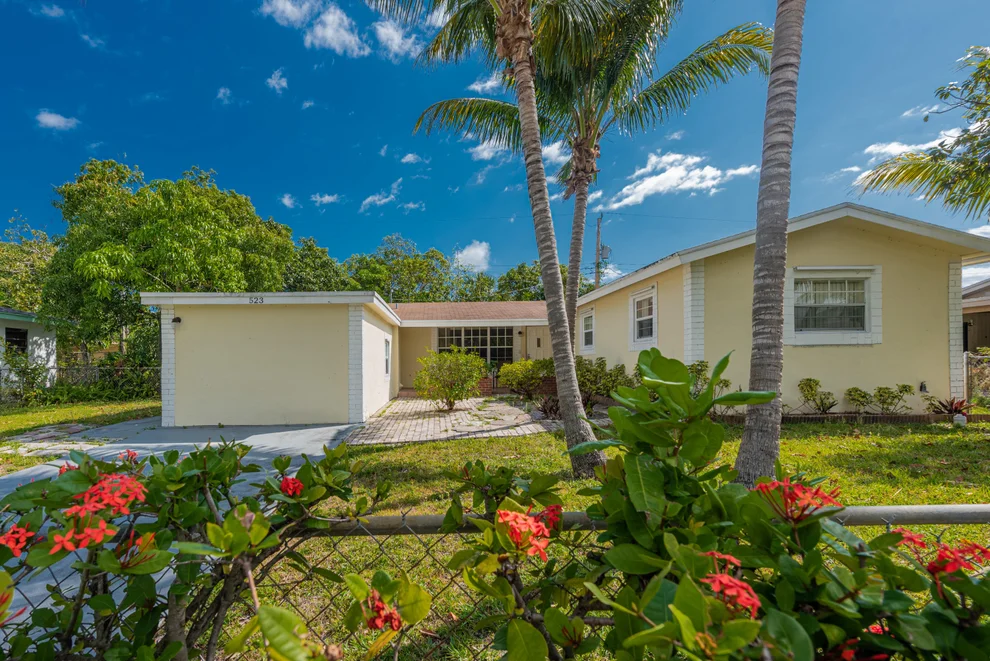 Unit for sale at 523 Angler Drive, Delray Beach, FL 33445