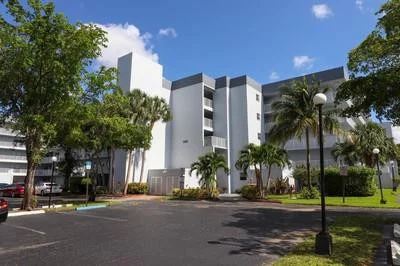 Unit for sale at 1402 NW 80th Avenue, Margate, FL 33063