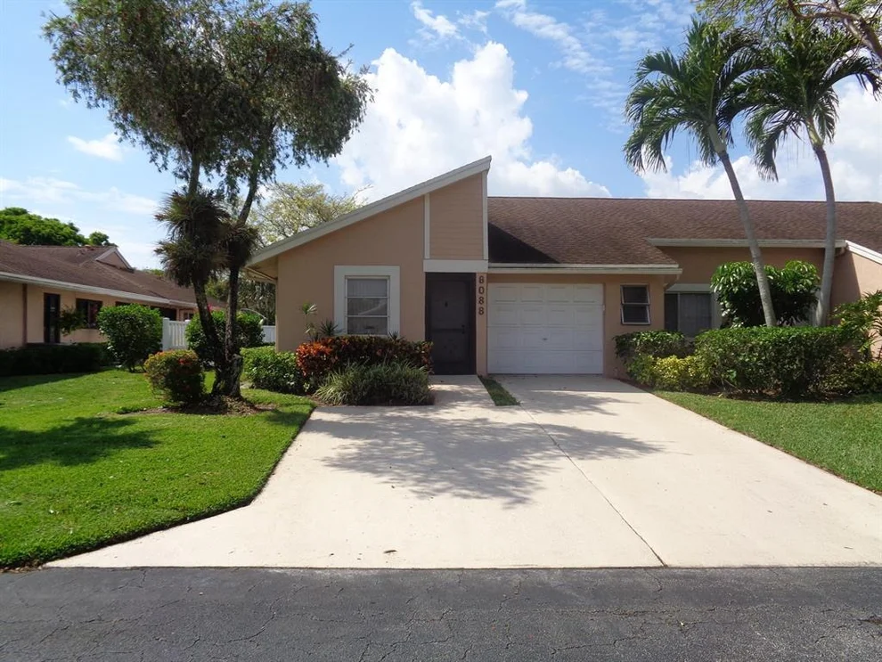 Unit for sale at 8088 Sweetbriar Way, Boca Raton, FL 33496