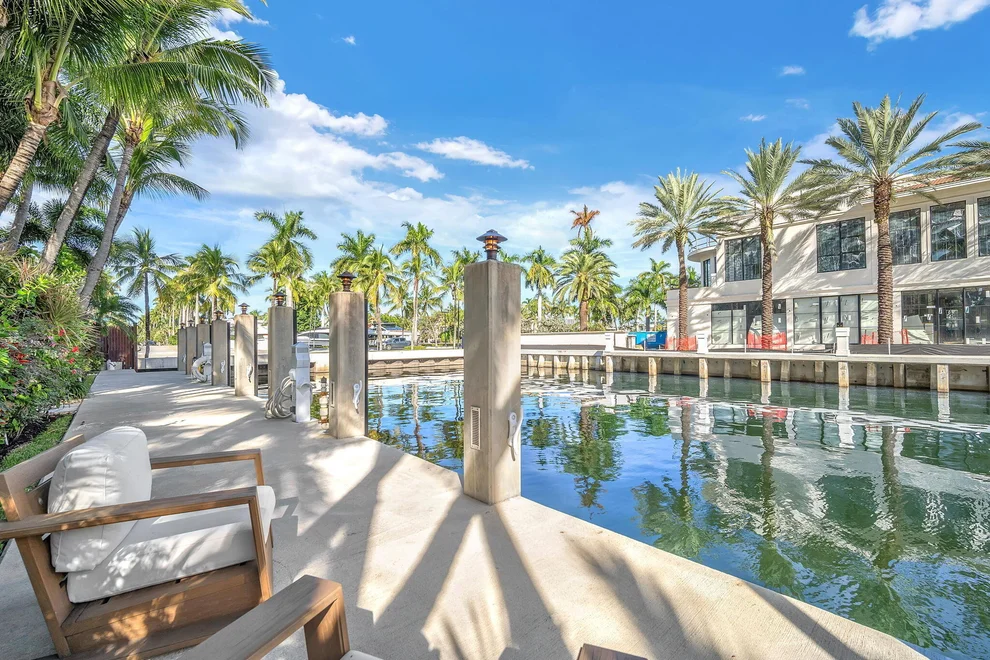 Unit for sale at 302 Coral Way, Fort Lauderdale, FL 33301