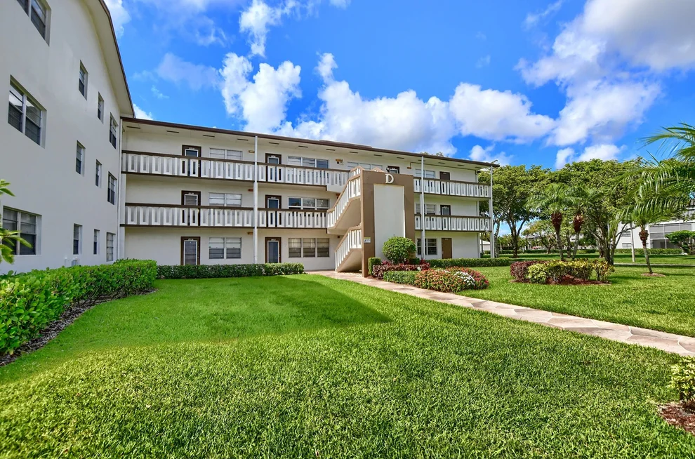 Unit for sale at 140 Mansfield D, Boca Raton, FL 33434