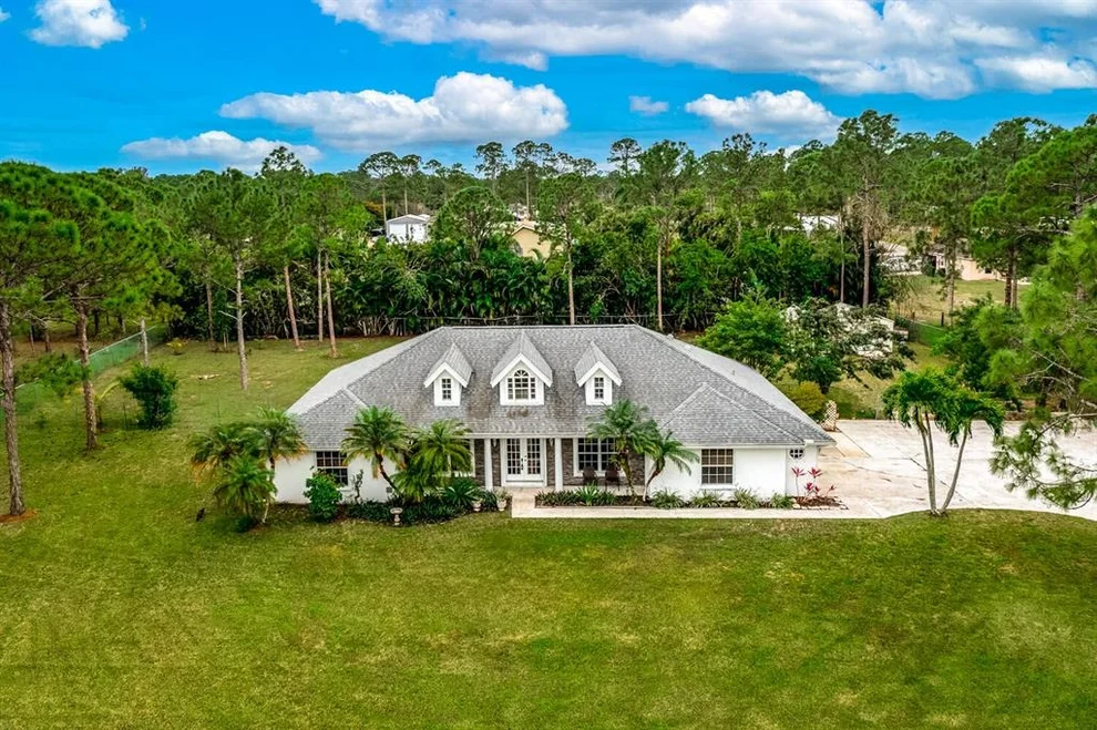Unit for sale at 14842 Tangelo Boulevard, The Acreage, FL 33412