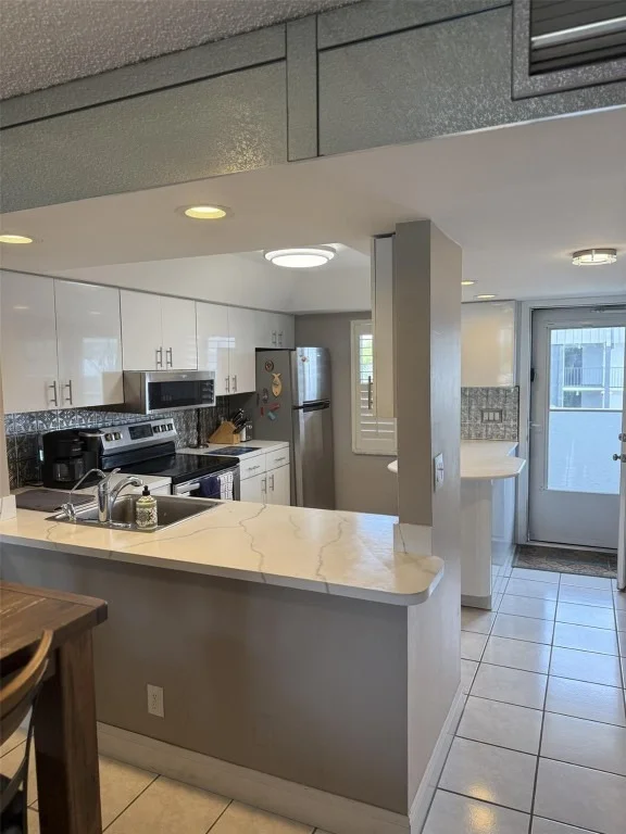 Unit for sale at 777 S Federal Highway, Pompano Beach, FL 33062