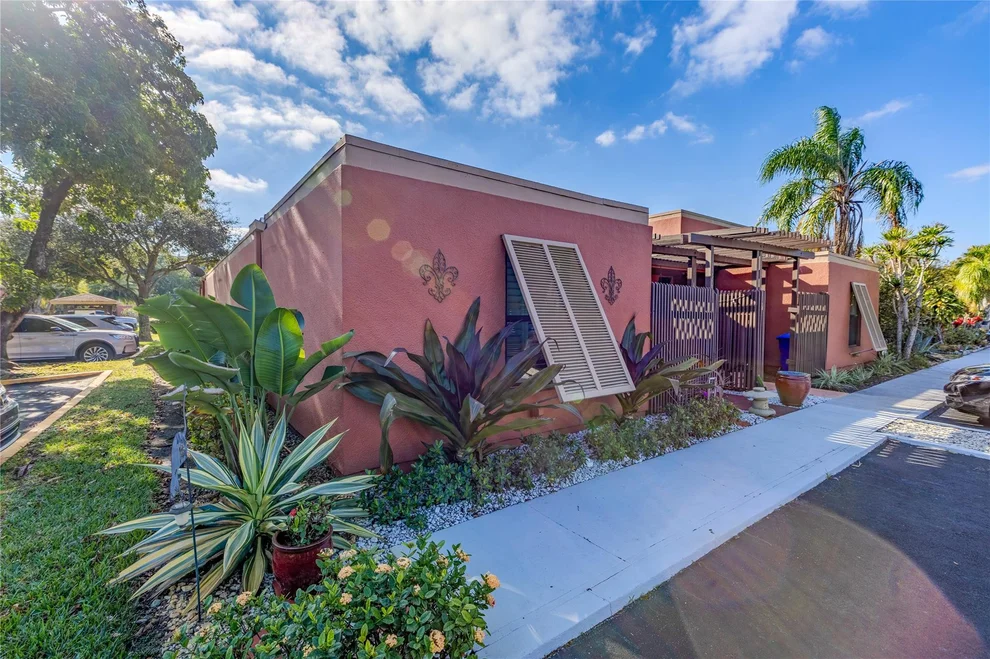 Unit for sale at 10200 Greenhouse Road, Pembroke Pines, FL 33026