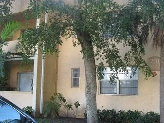 Unit for sale at 201 Bonnie Boulevard, Palm Springs, FL 33461