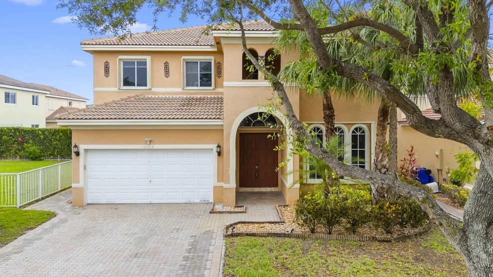 Unit for sale at 19389 SW 64th Street, Pembroke Pines, FL 33332
