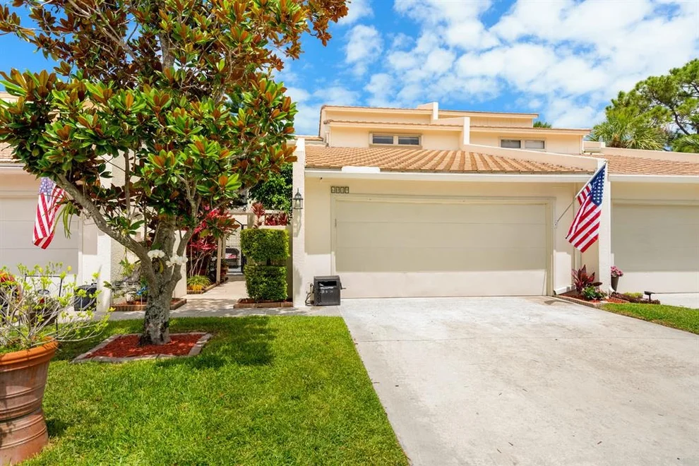 Unit for sale at 6019 Edgemere Court, Palm Beach Gardens, FL 33410
